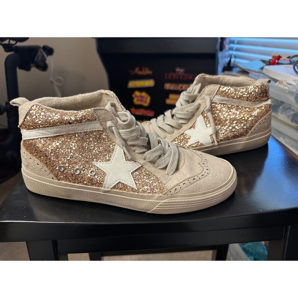 Shu Shop Shoes - Shu Shop Rina Rose Gold Glitter Star High Top Sneakers Womens Size 9 RINA-9